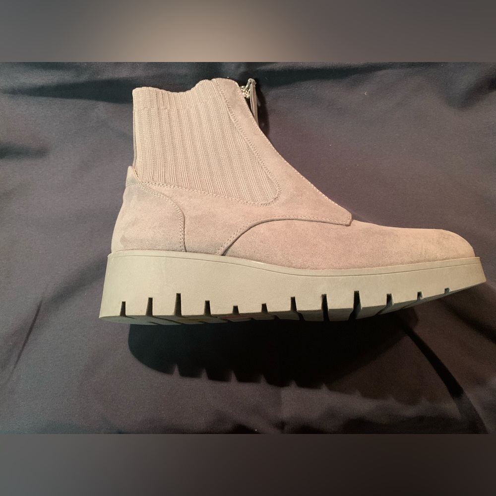 Anne Klein Gray Ankle Boots with Rugged Sole - Picture 6 of 10